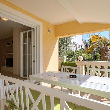 Villa Opatic Пореч Екстериор снимка