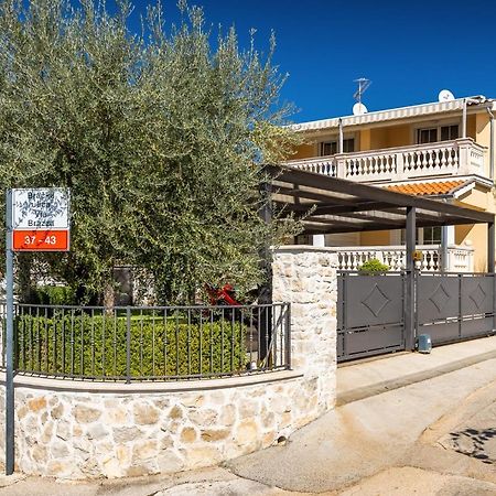 Villa Opatic Пореч Екстериор снимка